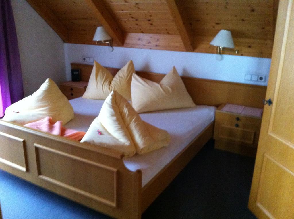Hotel Loeffele Weissbriach Quarto foto